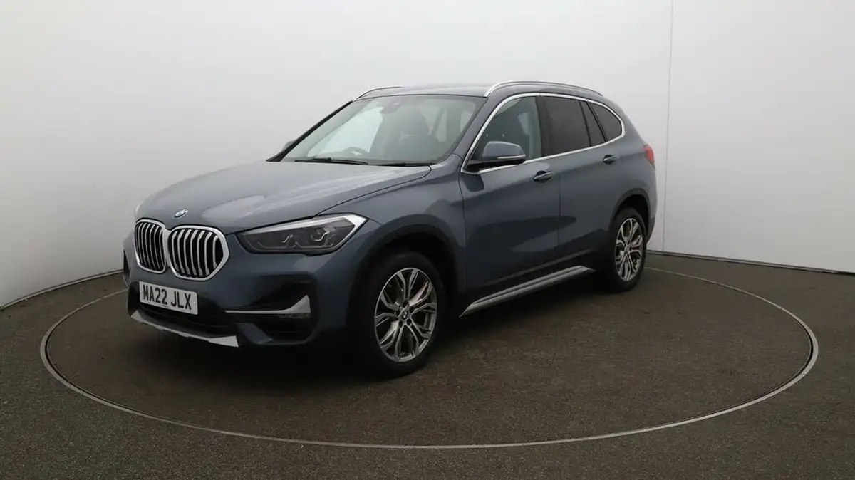 2022-bmw-x1-20-sdrive20i-xline-big-68
