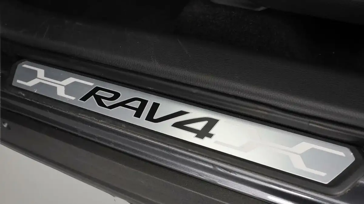 2021-toyota-rav4-25-vvt-i-dynamic-215bhp-big-22