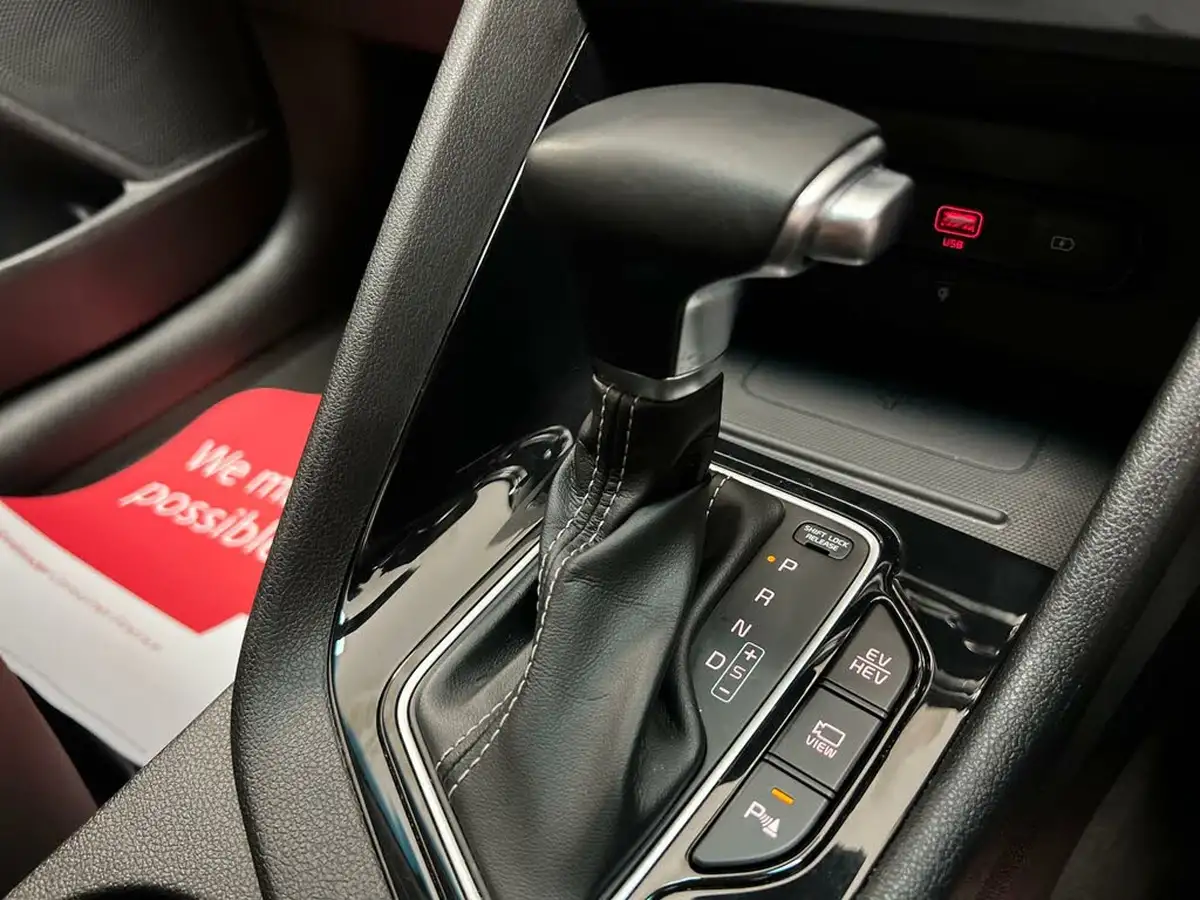 2021-kia-niro-16-gdi-phev-3-big-11