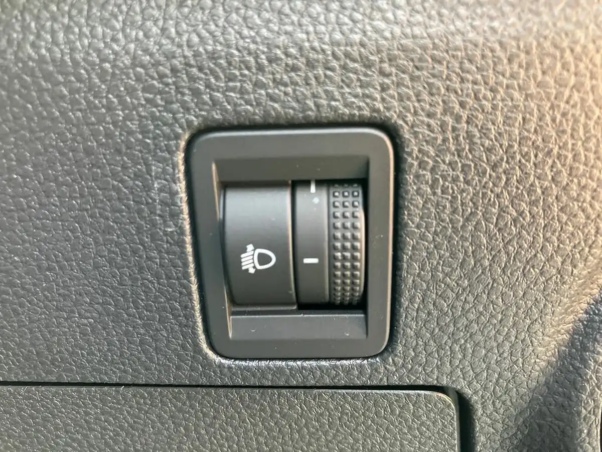 2022-seat-arona-10-tsi-se-technology-big-26
