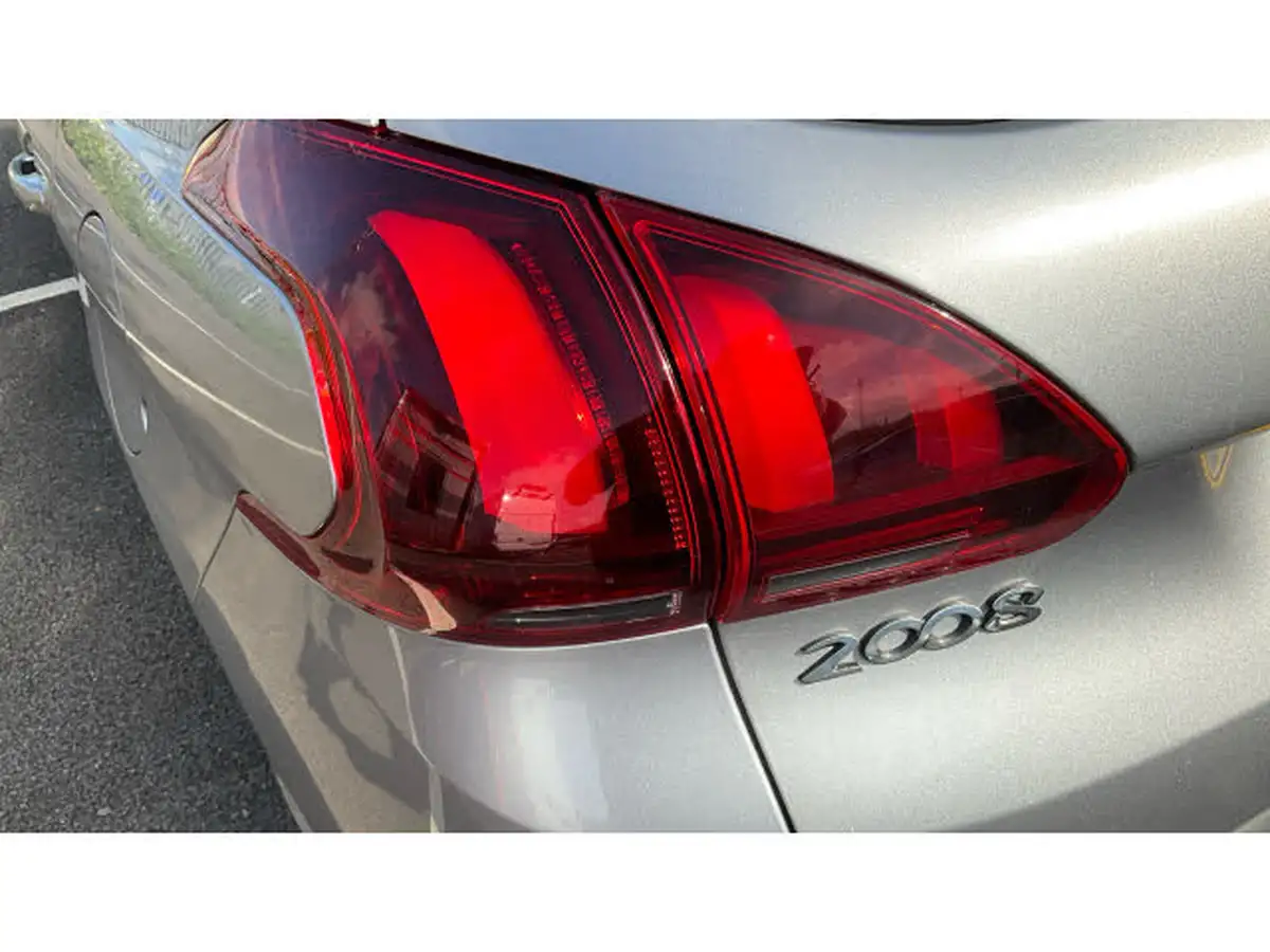 2018-peugeot-2008-suv-12-puretech-active-82bhp-ss-big-34