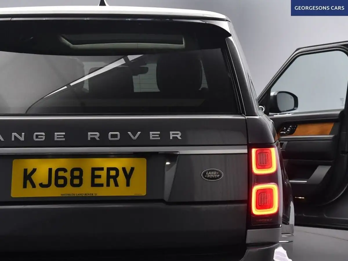 2019-land-rover-range-rover-30-sd-v6-autobiography-big-13