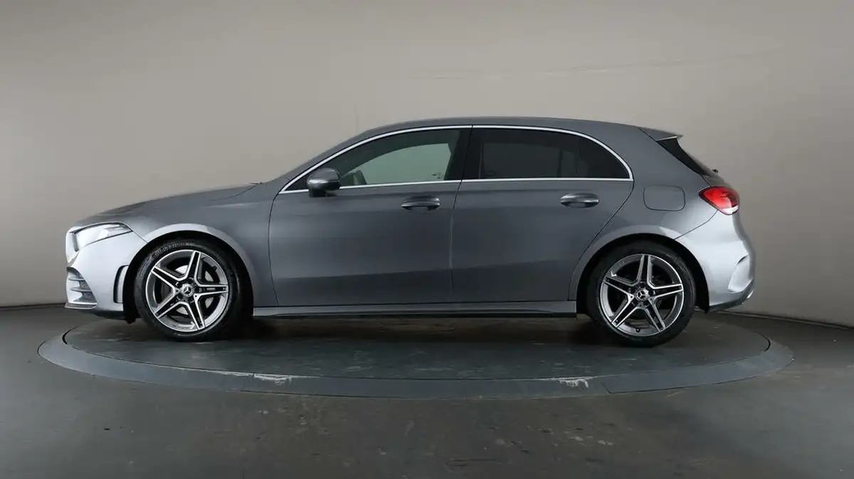 2021-mercedes-benz-a-class-13-a180-amg-line-hatchback-5d-7g-dct-big-37