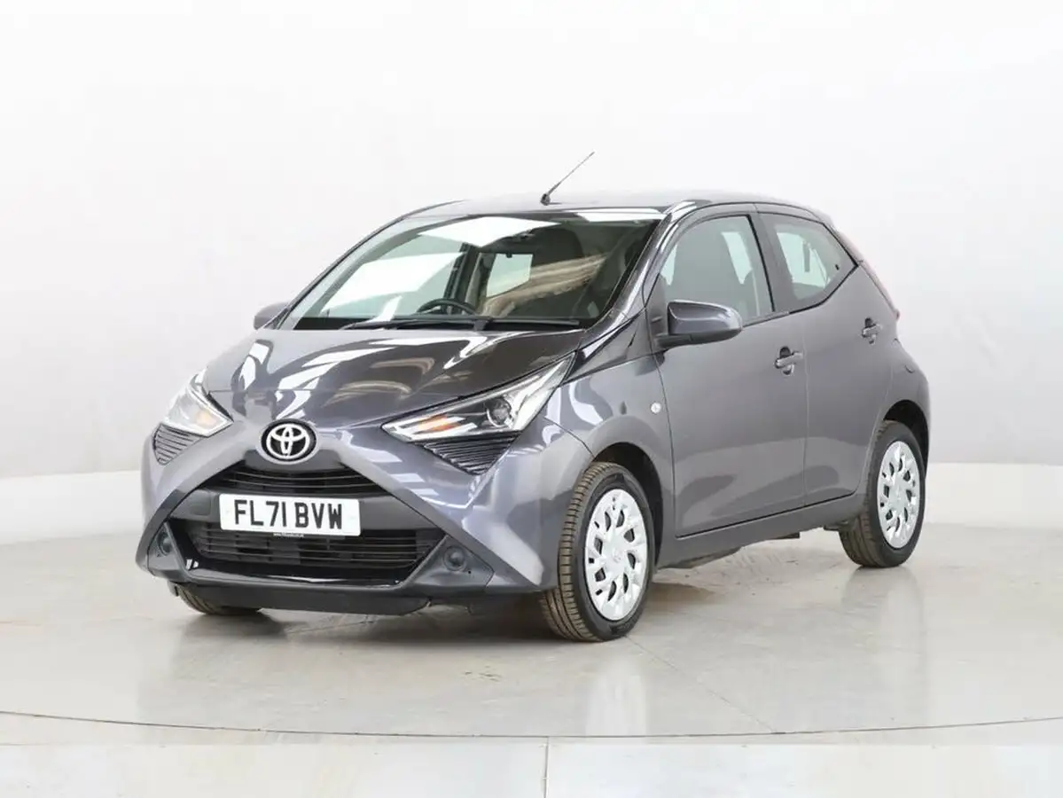 2021-toyota-aygo-10-vvt-i-x-play-tss-big-4