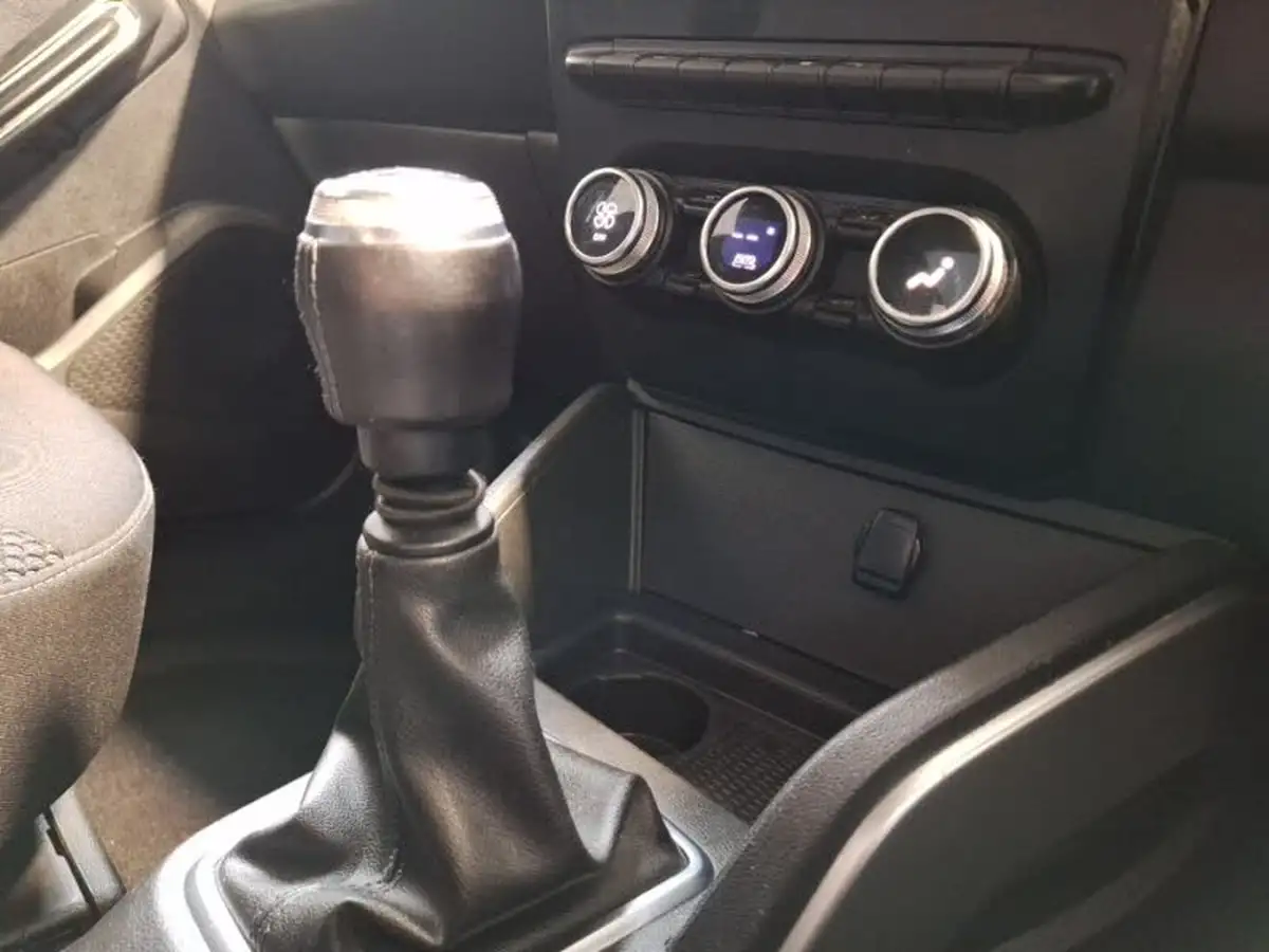 2020-dacia-duster-13-tce-prestige-130bhp-ss-big-10