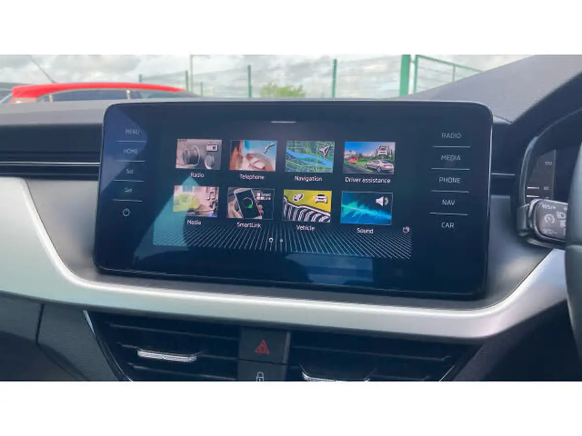 2020-skoda-kamiq-10-tsi-se-l-115ps-big-32