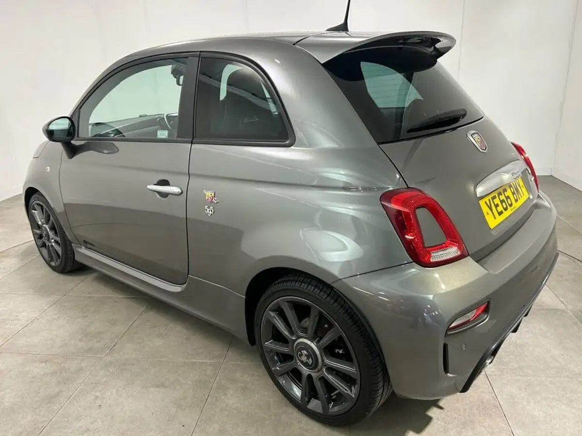 2017-abarth-595-14-tjet-turismo-big-52