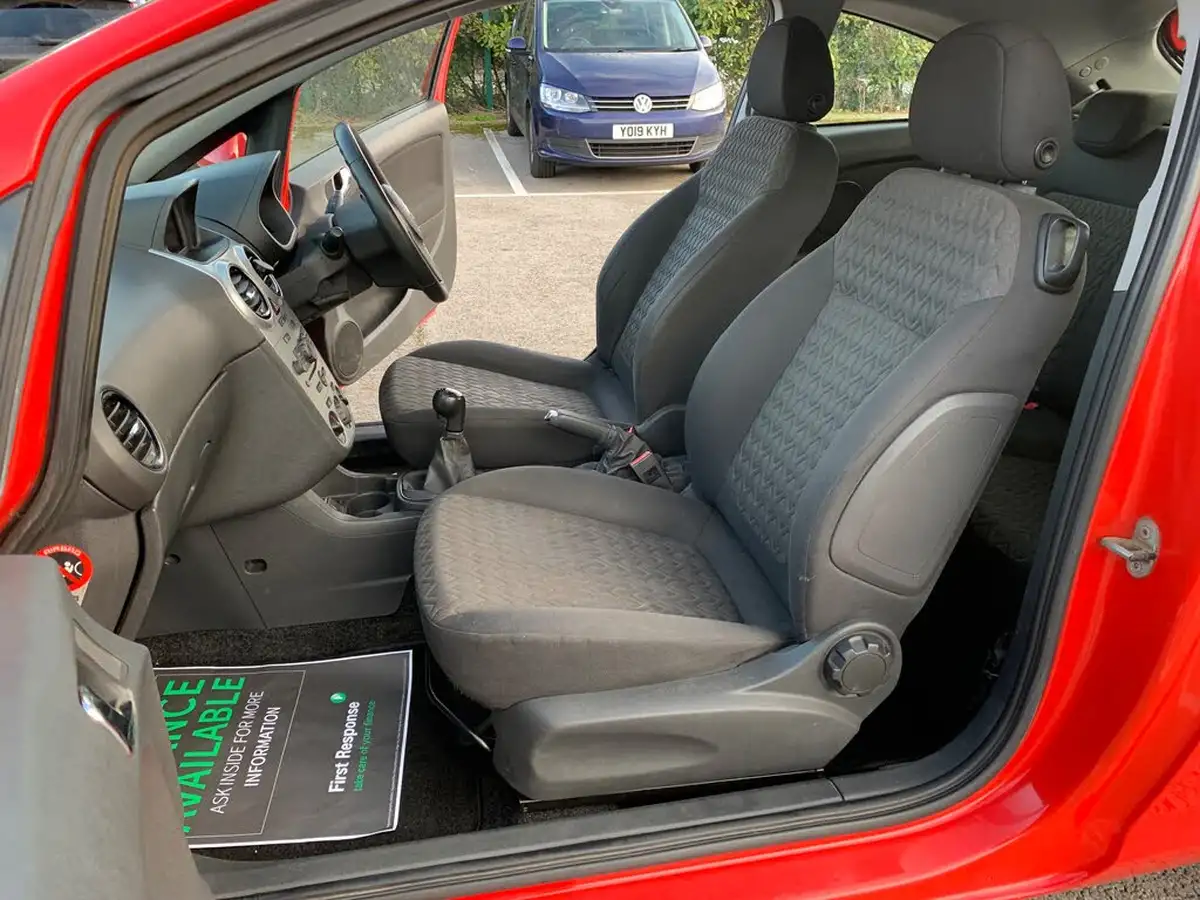2013-vauxhall-corsa-12-energy-16v-3d-big-12