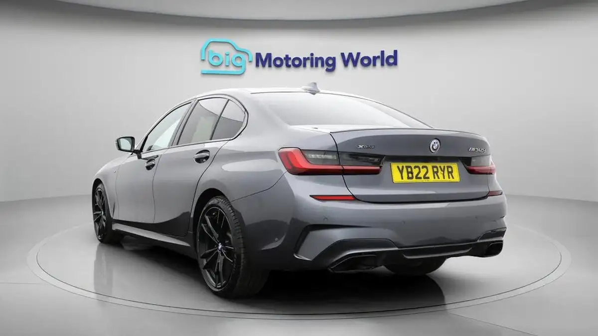 2022-bmw-3-series-30td-m340d-xdrive-saloon-4d-big-4