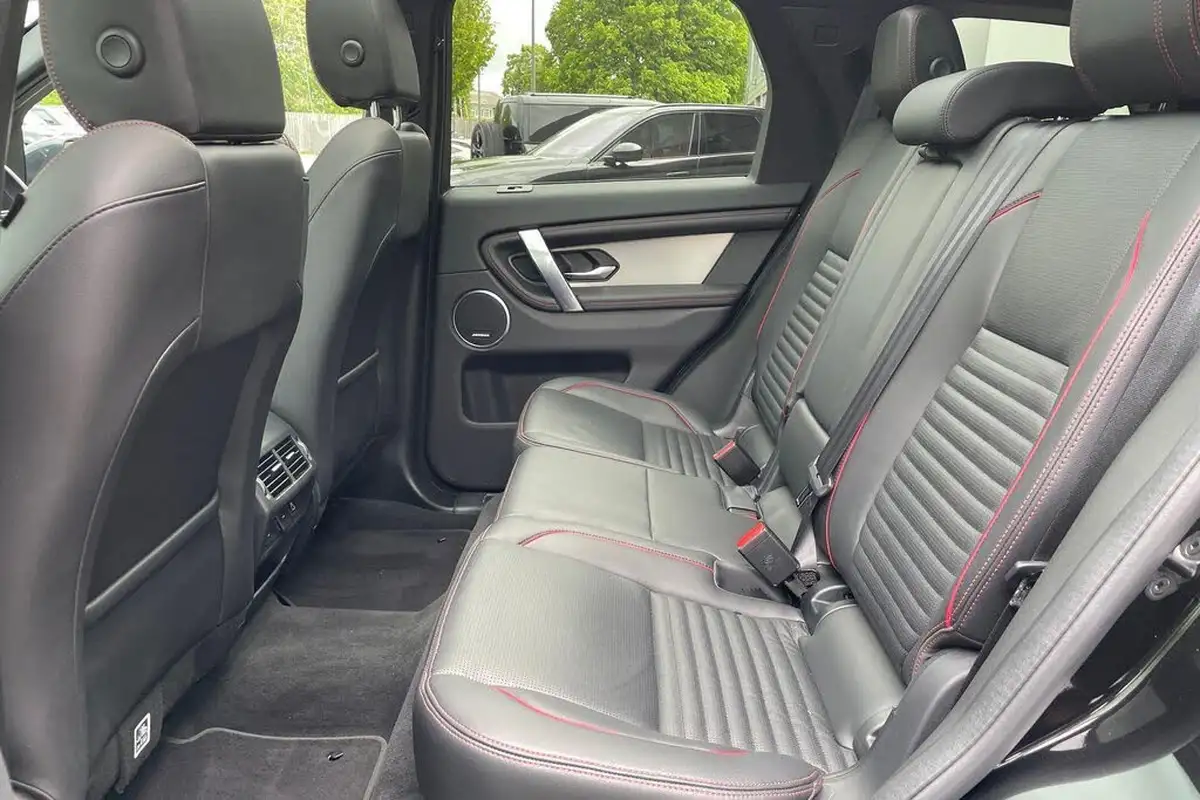 2022-land-rover-discovery-sport-20-d200-r-dynamic-se-big-52