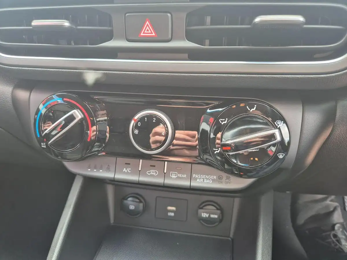2022-hyundai-kona-10-t-gdi-se-connect-big-14