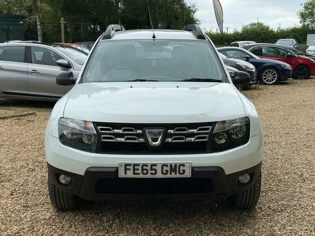 2015-dacia-duster-15dci-ambiance-110bhp-station-wagon-5d-big-1