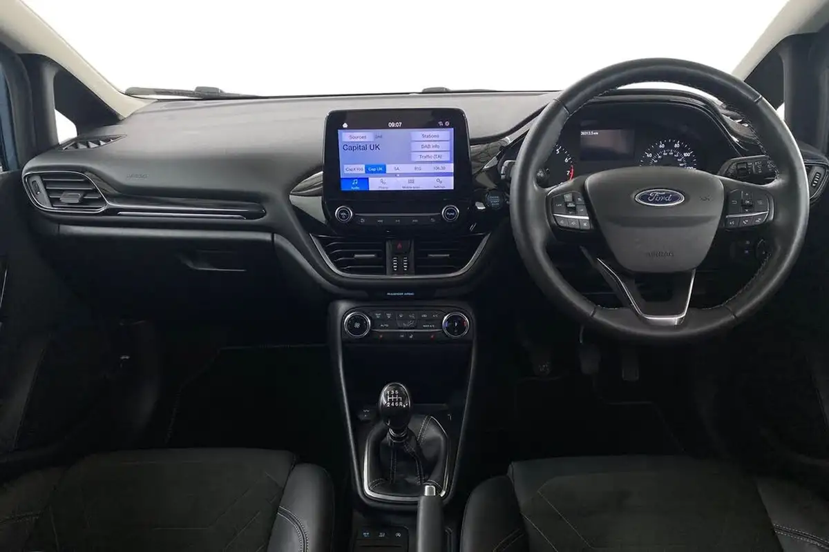 2023-ford-fiesta-10t-titanium-x-125ps-hybrid-mhev-big-10
