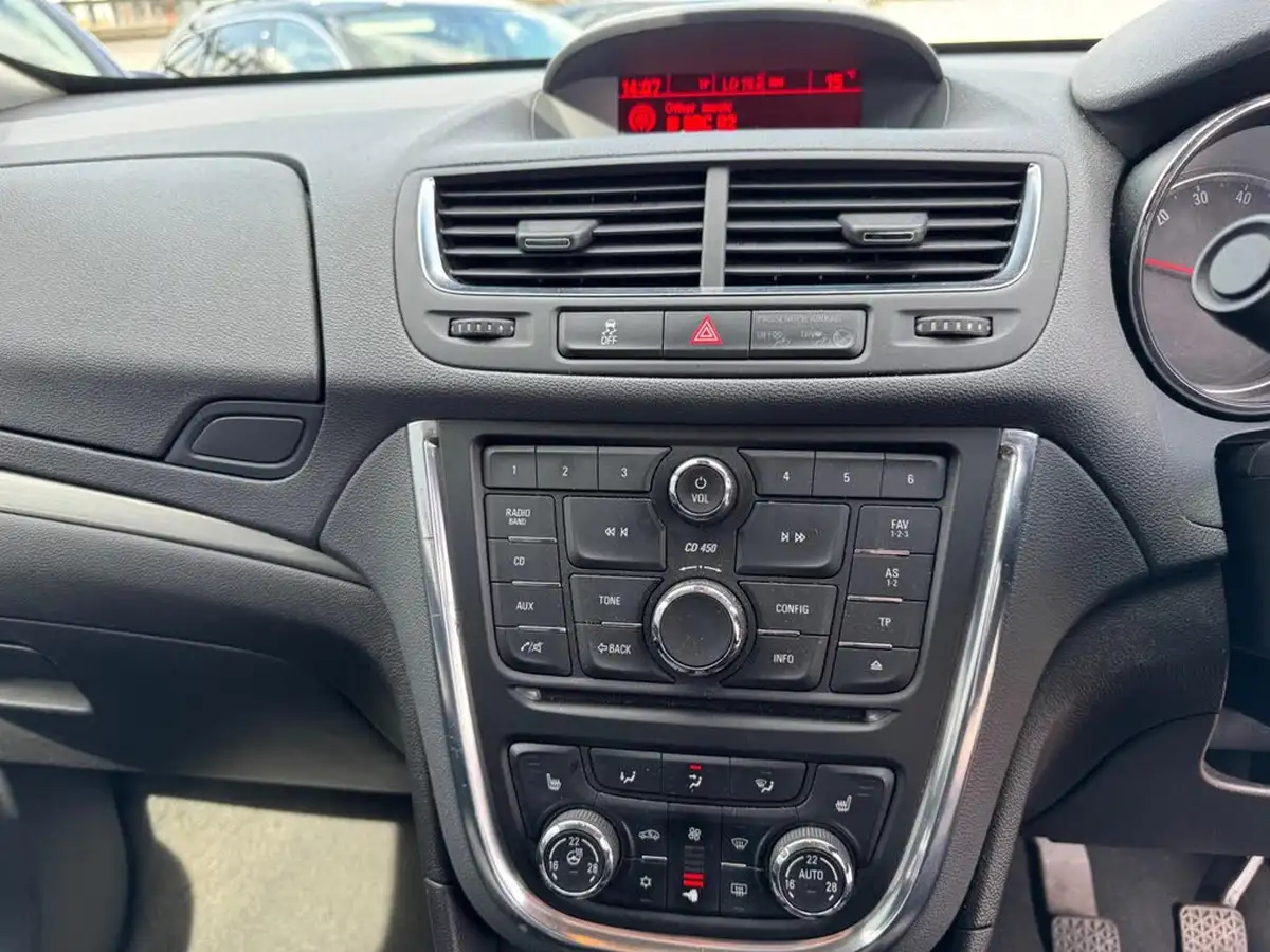 2015-vauxhall-mokka-16-se-big-5