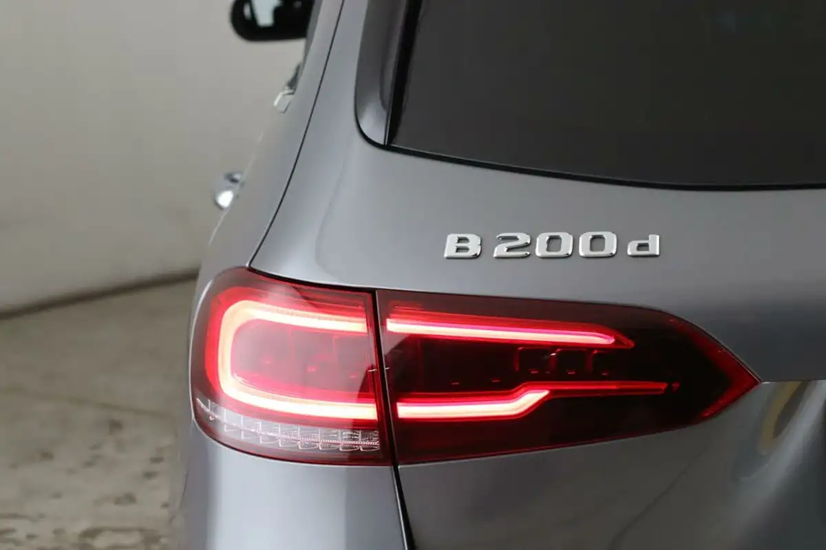 2019-mercedes-benz-b-class-20d-b200d-amg-line-premium-big-8