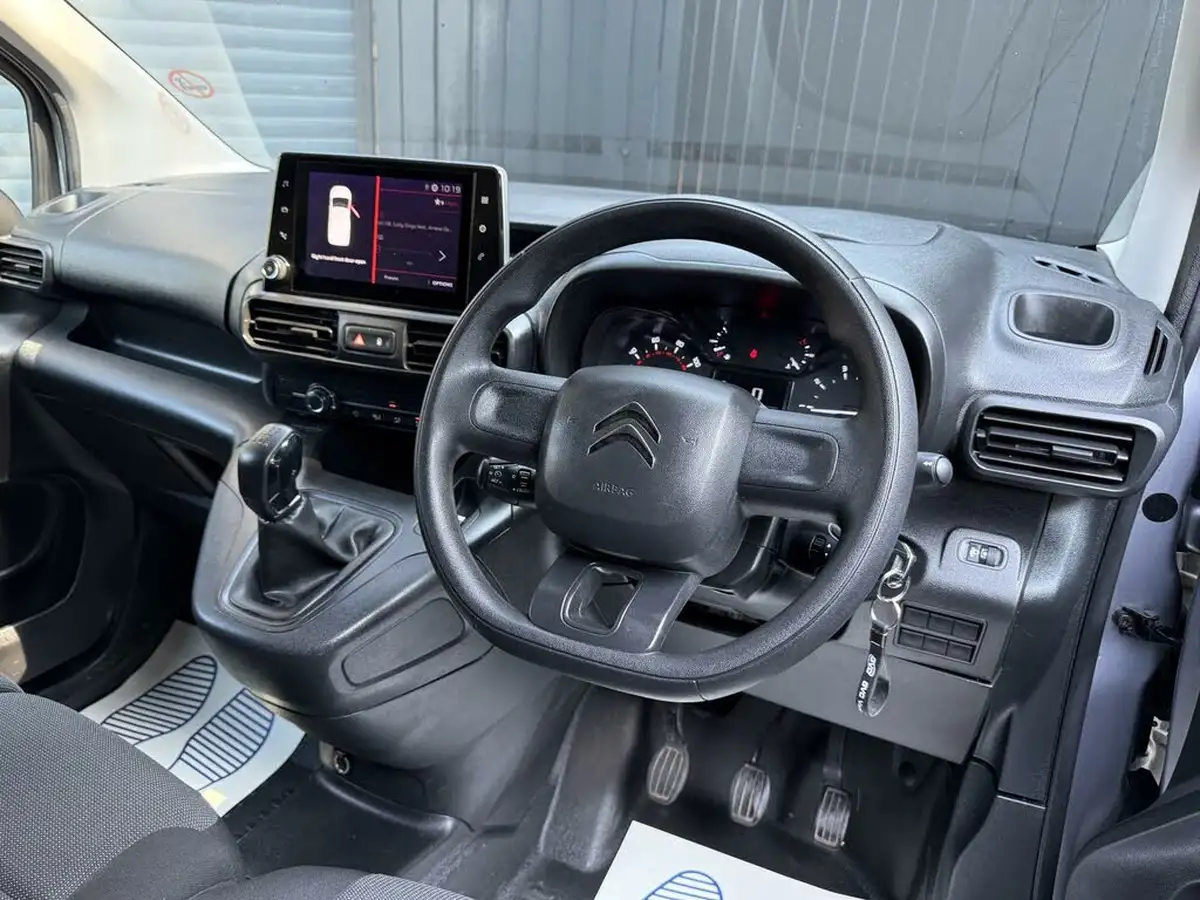 2021-citroen-berlingo-15bluehdi-650-enterprise-ss-big-23