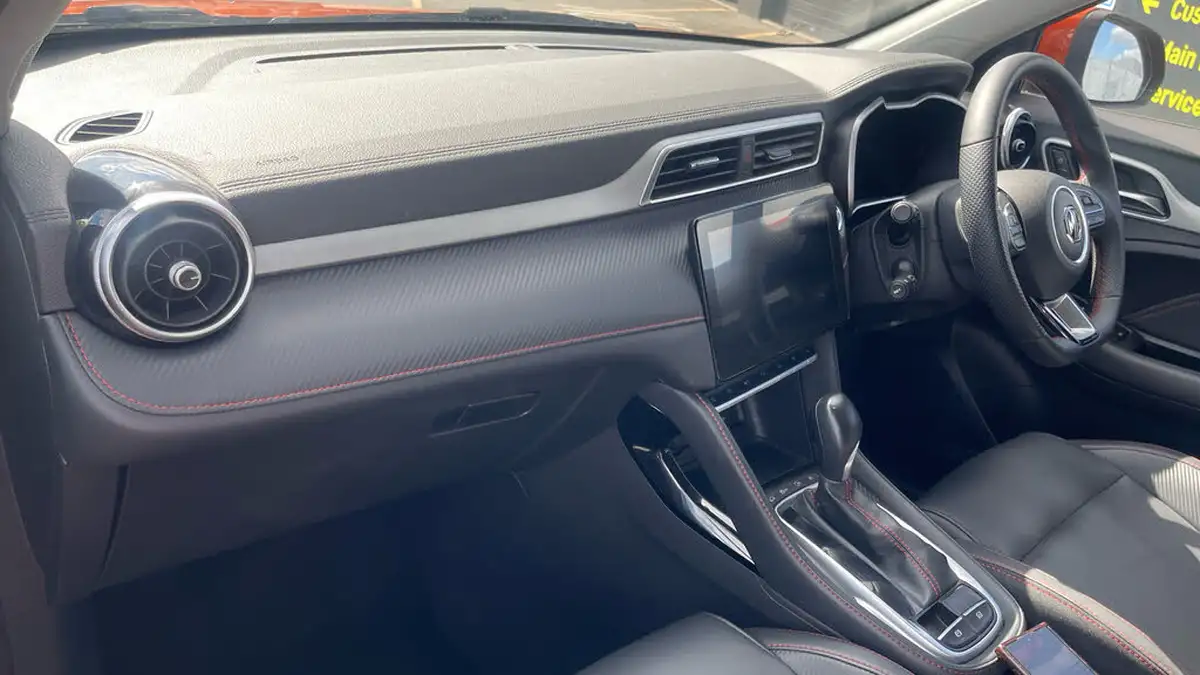 2024-mg-zs-suv-10t-gdi-exclusive-auto-big-9