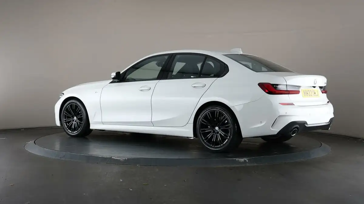 2022-bmw-3-series-20td-320d-m-sport-mht-saloon-4d-big-66