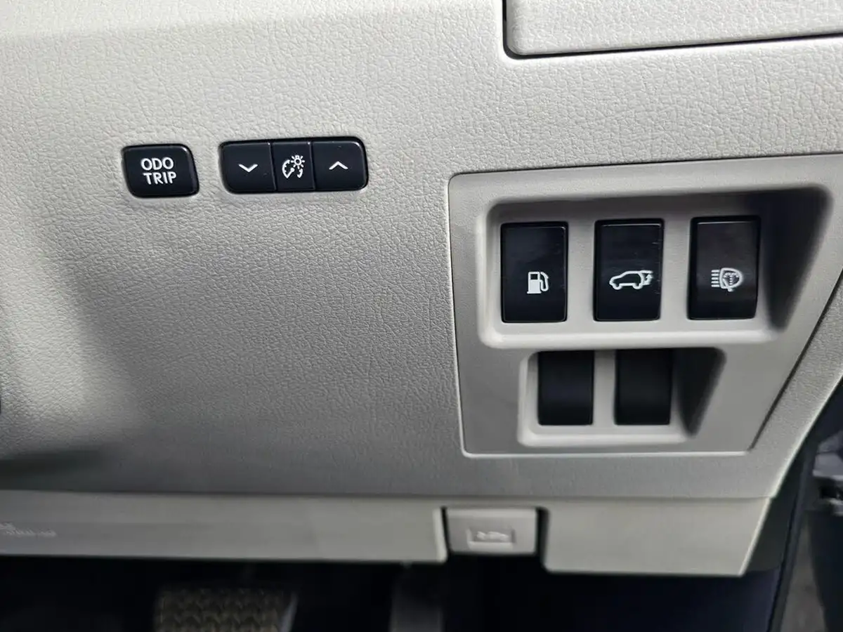 2011-lexus-rx-450h-35-se-i-4x4-big-41