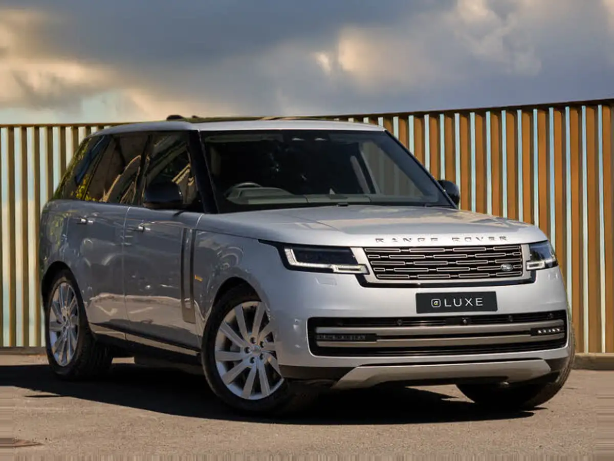 2022-land-rover-range-rover-30-p440e-se-big-0
