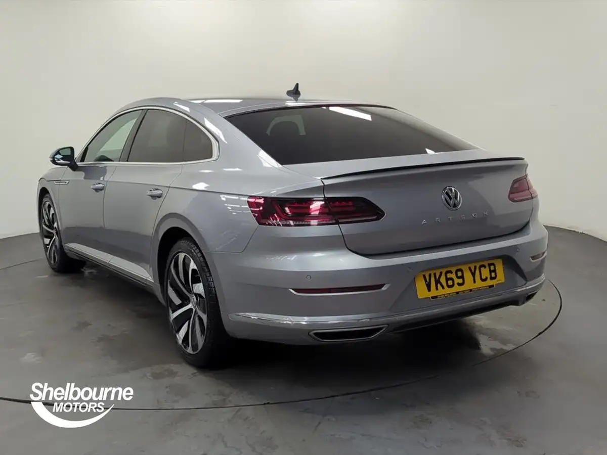 2019-volkswagen-arteon-big-1
