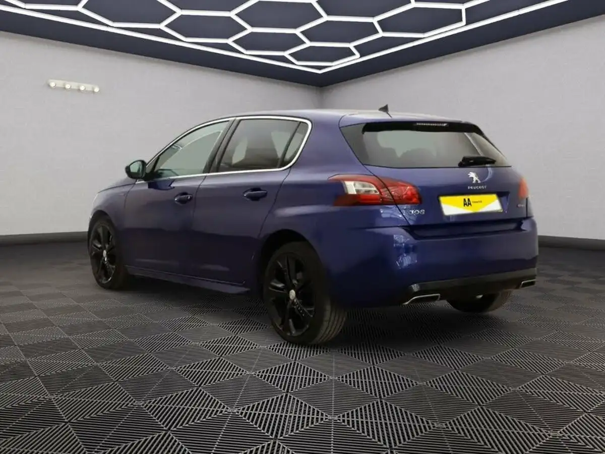 2016-peugeot-308-16-bluehdi-gt-line-big-2