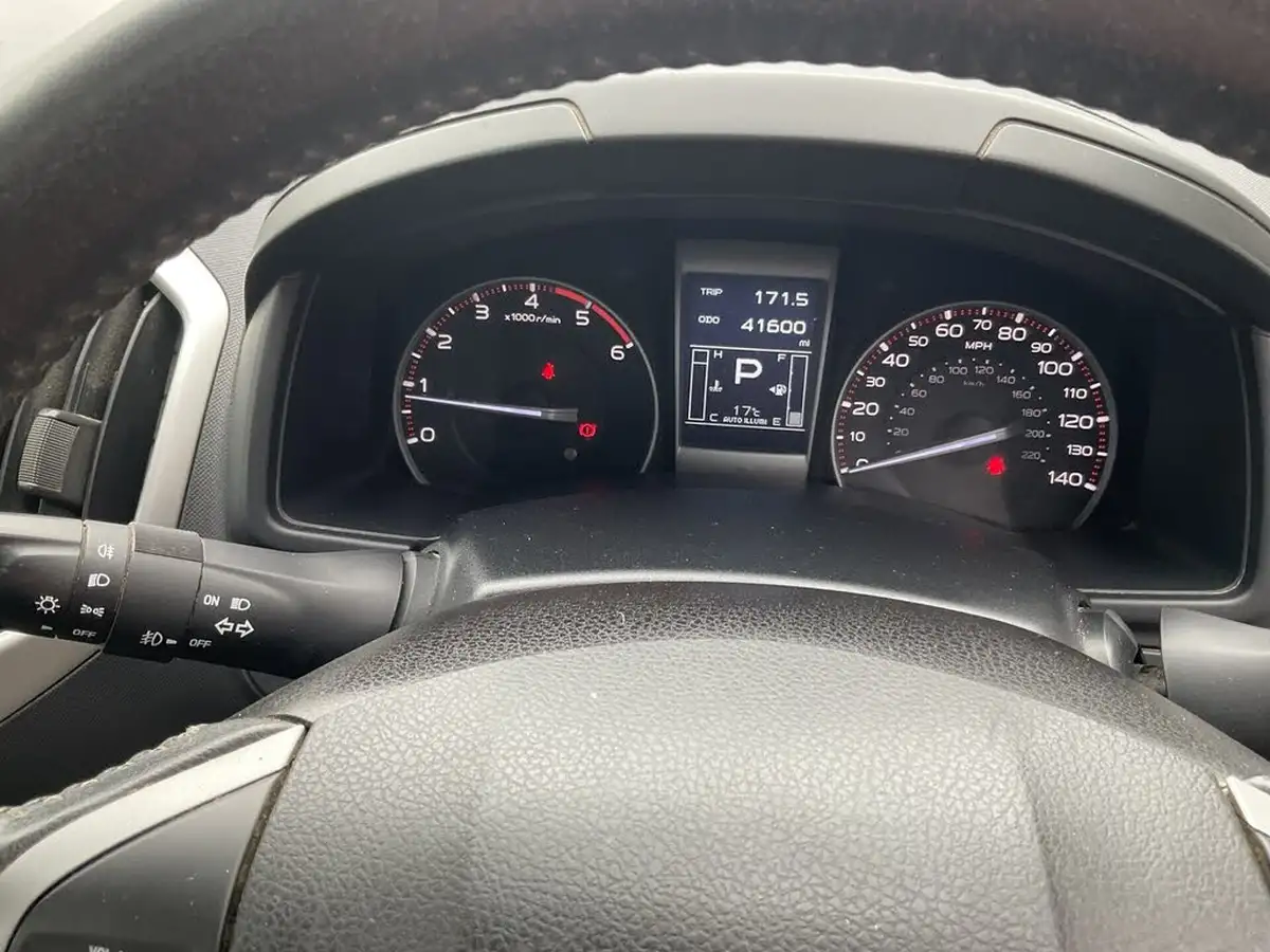 2013-isuzu-d-max-25td-utah-auto-big-14