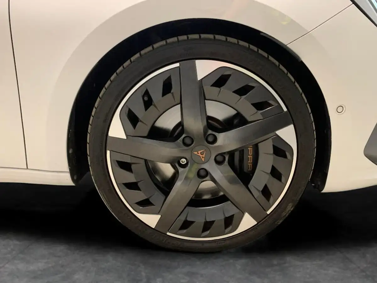 2023-cupra-leon-nf-20-tsi-vz3-300ps-hatchback-big-32
