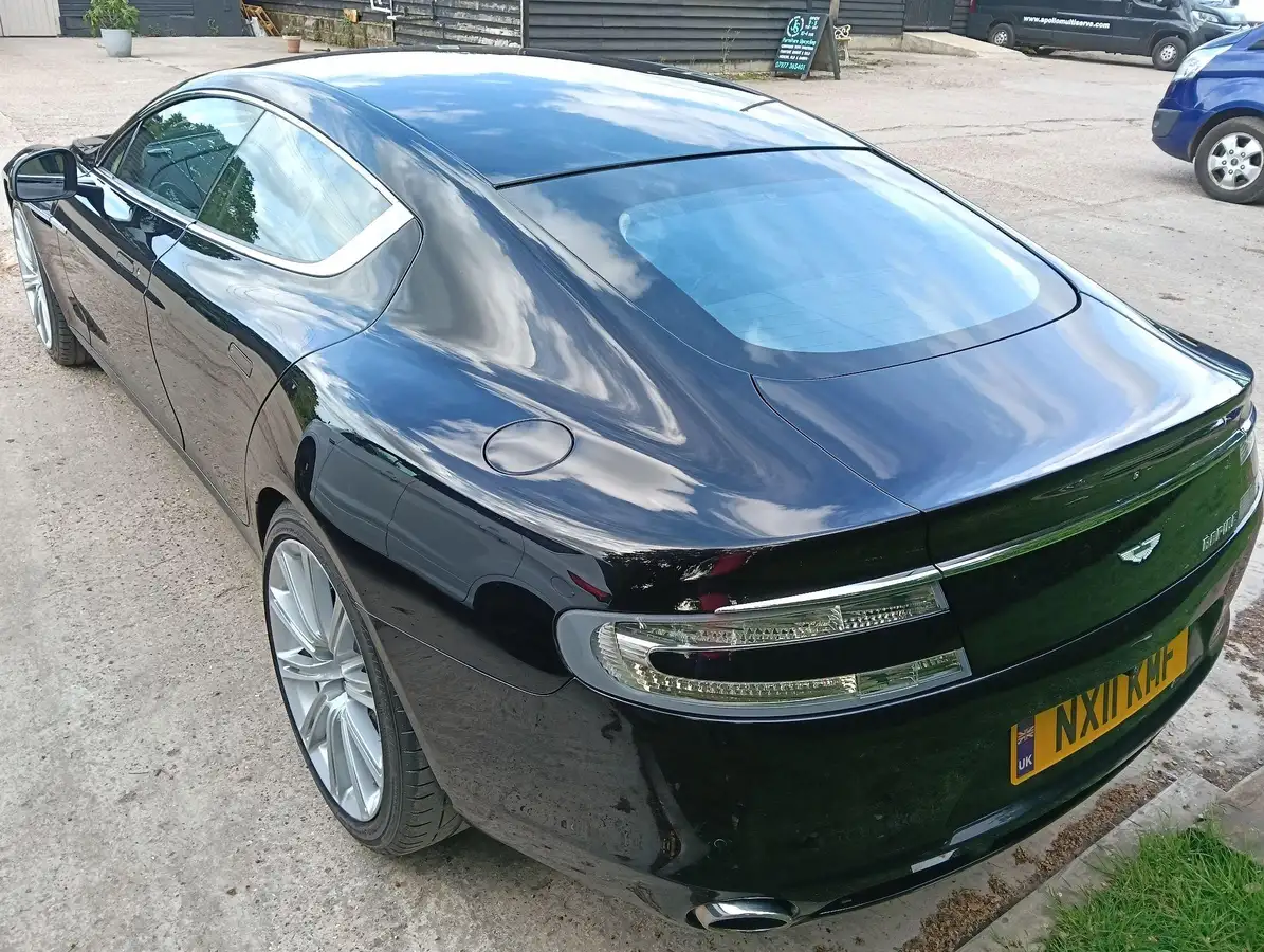 2011-aston-martin-rapide-s-v12-60-big-2