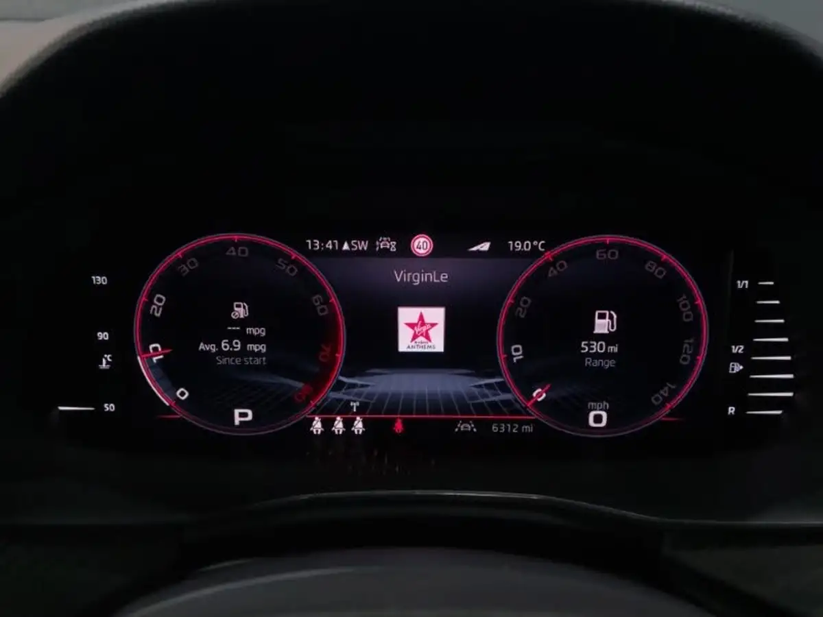 2024-skoda-kamiq-10-tsi-monte-carlo-116ps-dsg-big-9