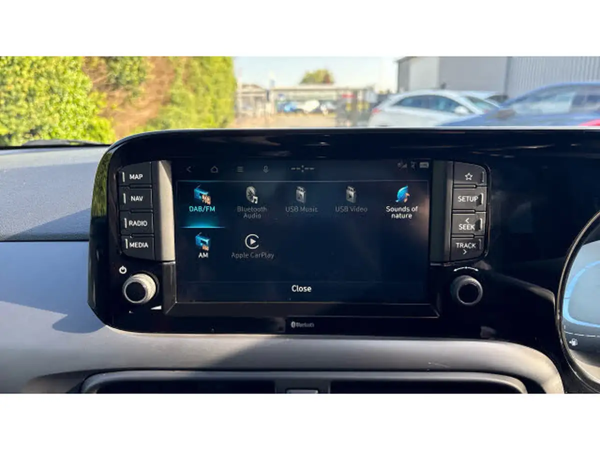 2024-hyundai-i10-10-t-gdi-n-line-90ps-two-tone-roof-big-45