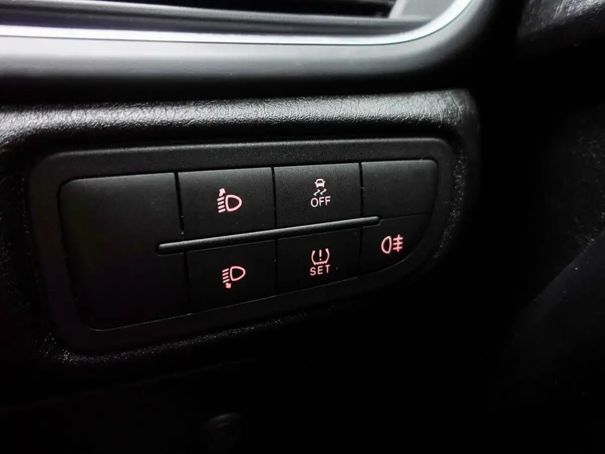 2020-fiat-tipo-14-easy-hatchback-5d-big-26