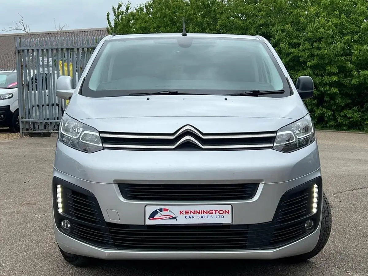 2019-citroen-spacetourer-15bluehdi-business-m-big-6