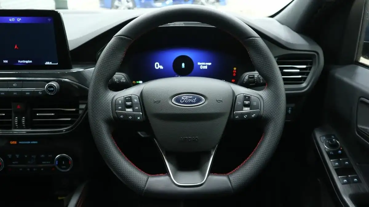 2024-ford-kuga-25t-st-line-x-edition-225ps-phev-big-6