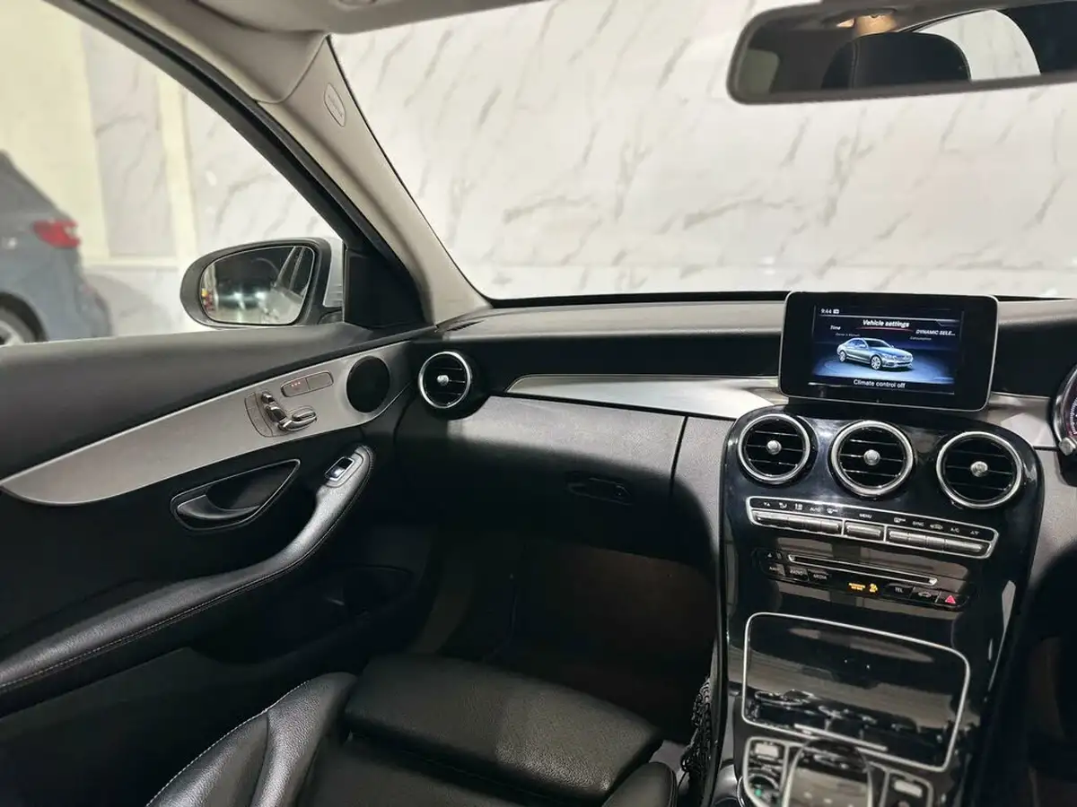 2016-mercedes-benz-c-class-16d-c200d-sport-premiumss-saloon-4d-auto-big-38