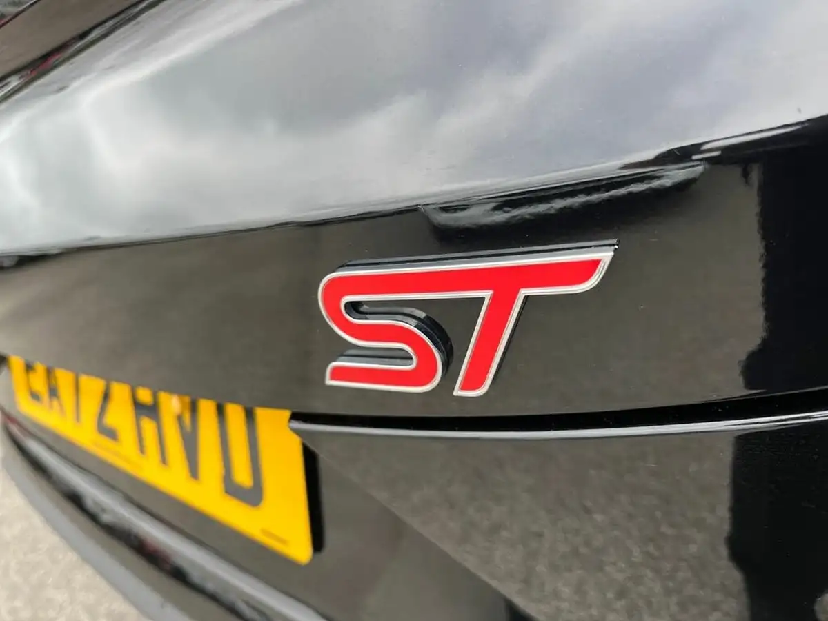 2022-ford-puma-suv-15-st-big-23