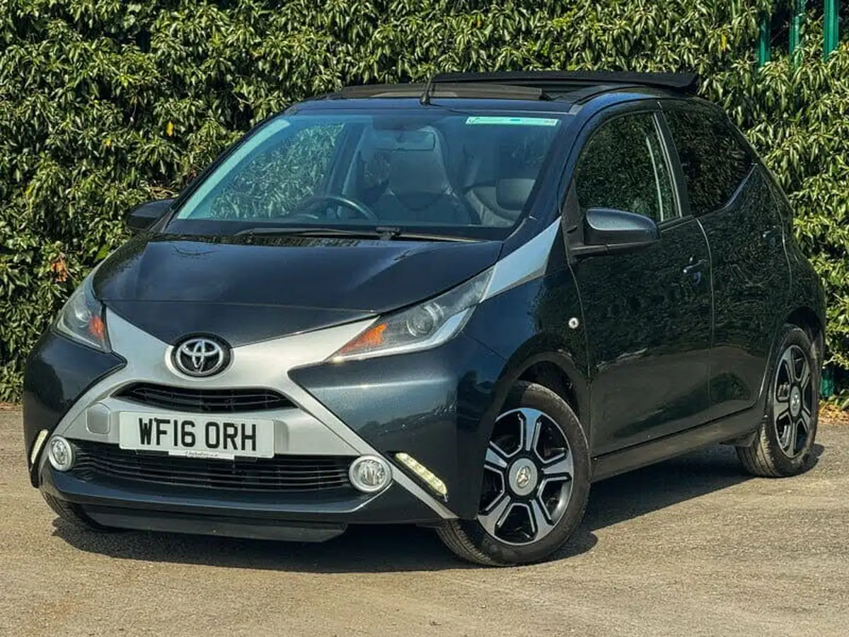 2016-toyota-aygo-10-vvt-i-x-clusiv-5d-big-30
