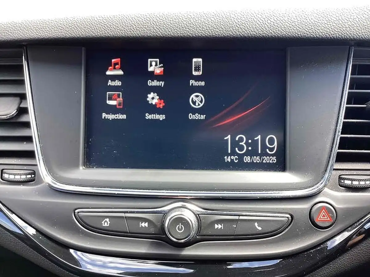 2017-vauxhall-astra-14i-16v-turbo-sri-vx-line-big-3