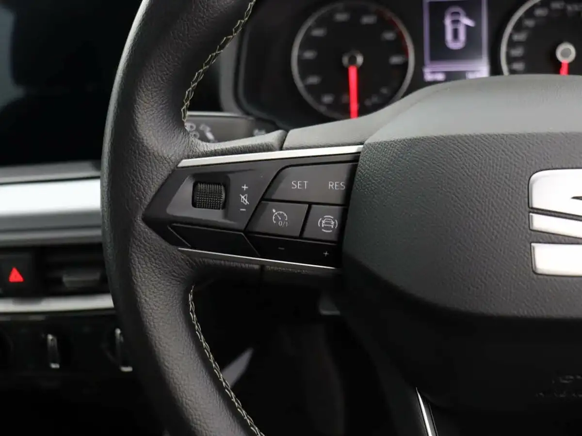 2021-seat-arona-10-tsi-se-technology-110ps-dsg-big-43