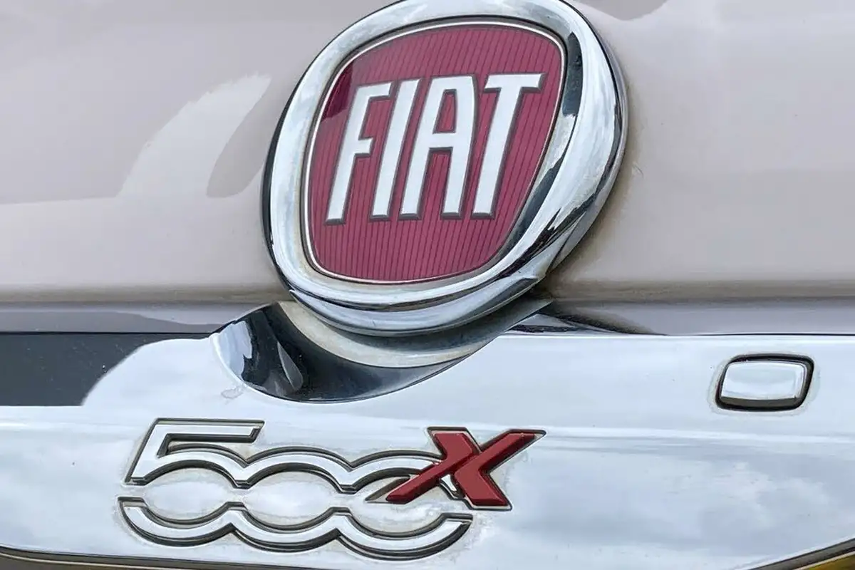 2016-fiat-500x-14-multiair-lounge-big-35