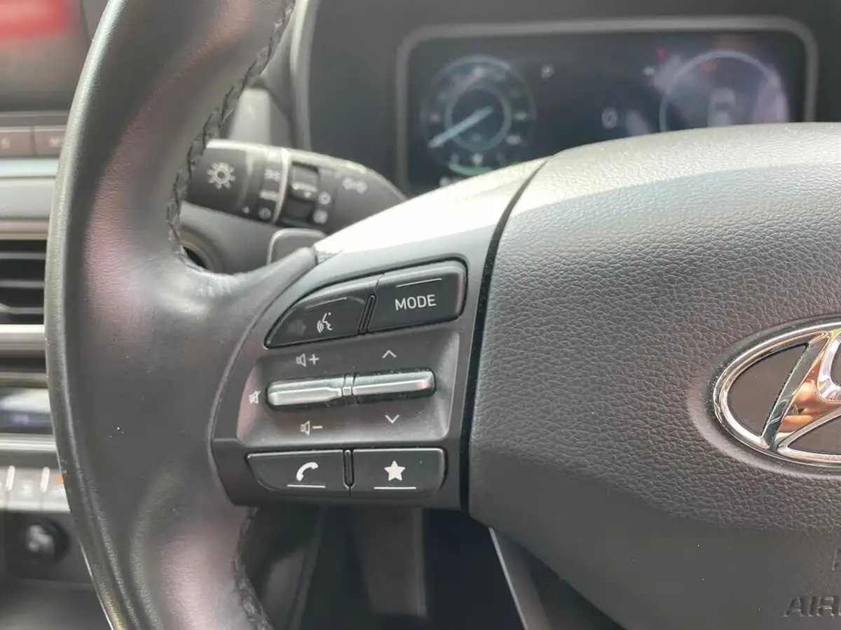 2023-hyundai-kona-16-gdi-se-connect-big-15