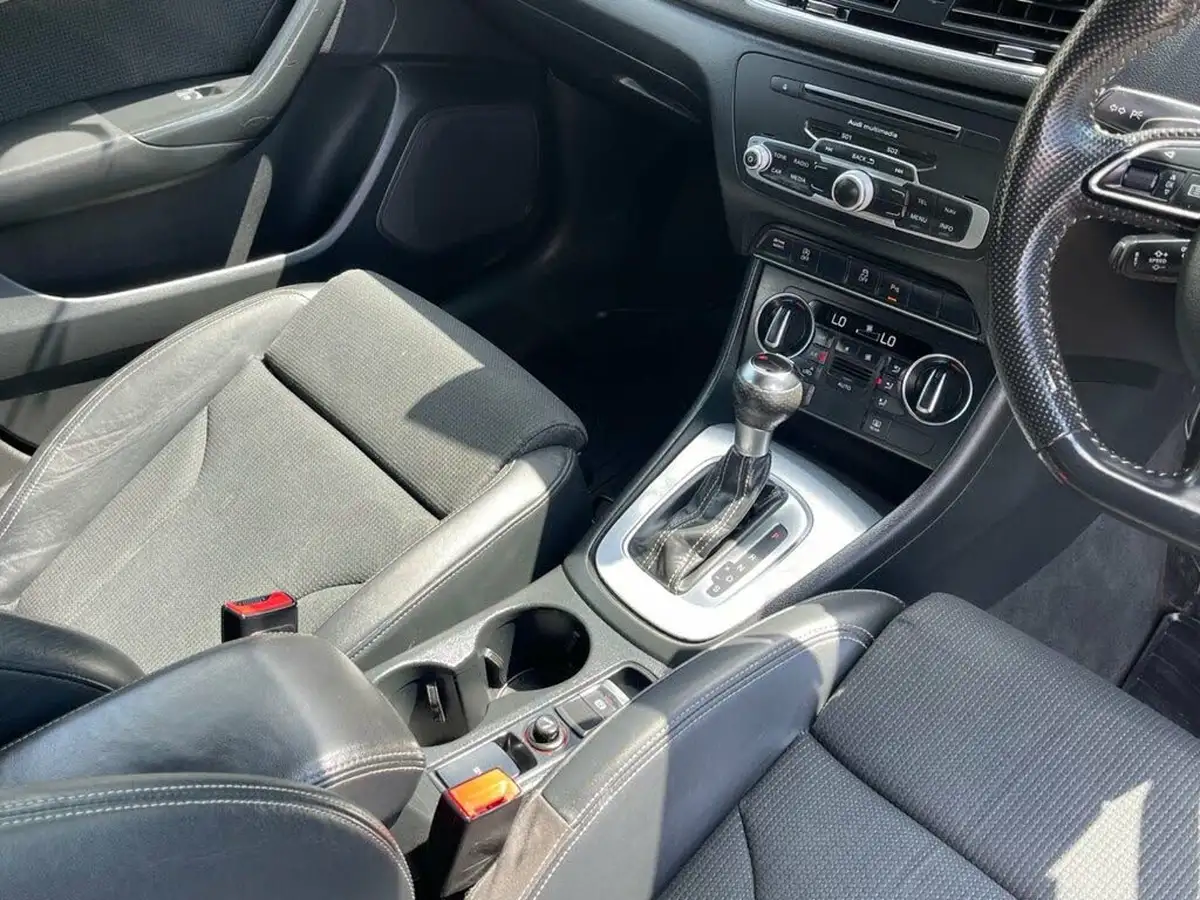 2017-audi-q3-20-tdi-quattro-s-line-edition-150ps-tronic-big-37