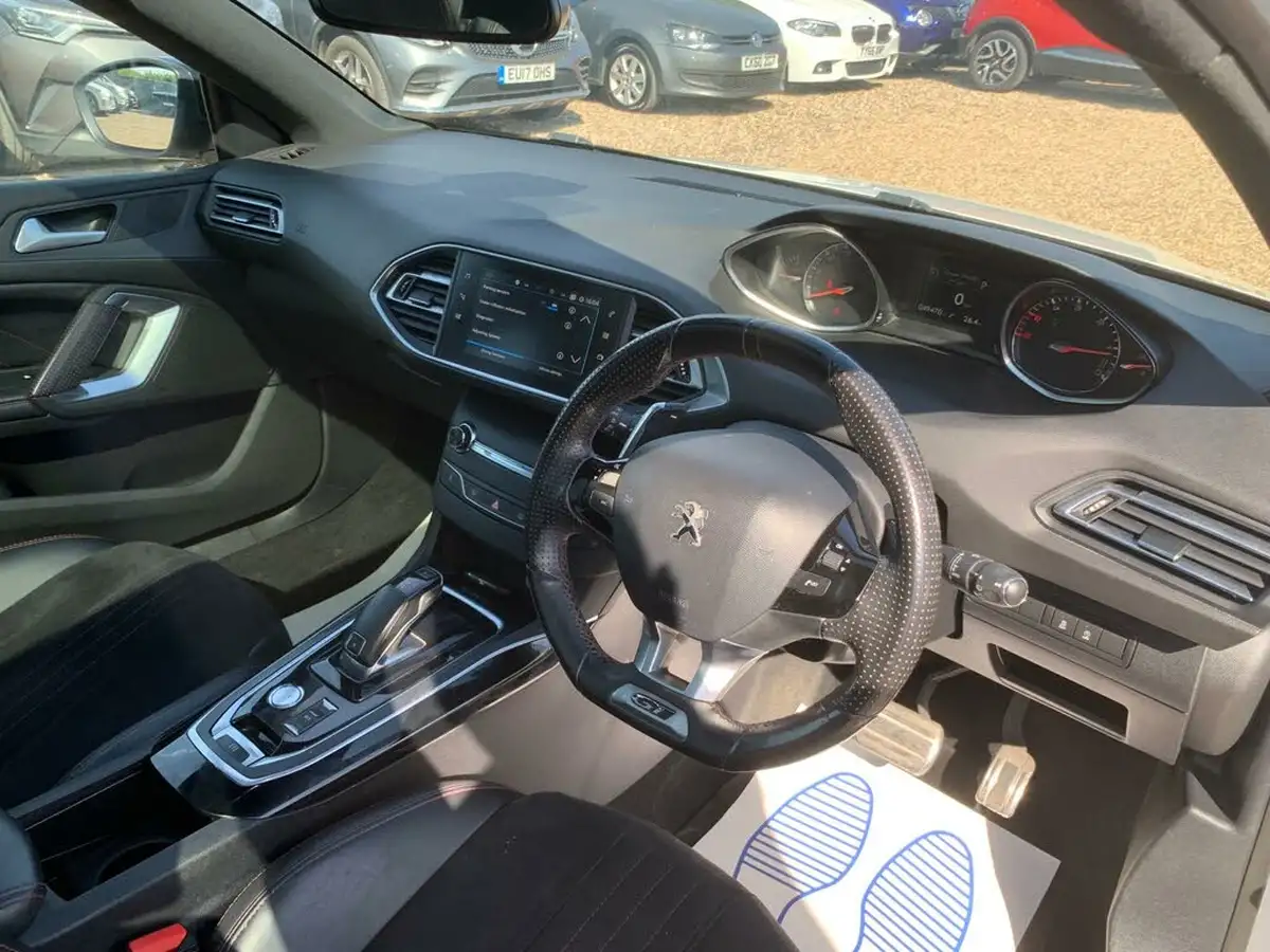 2018-peugeot-308-sw-20-bluehdi-gt-big-7