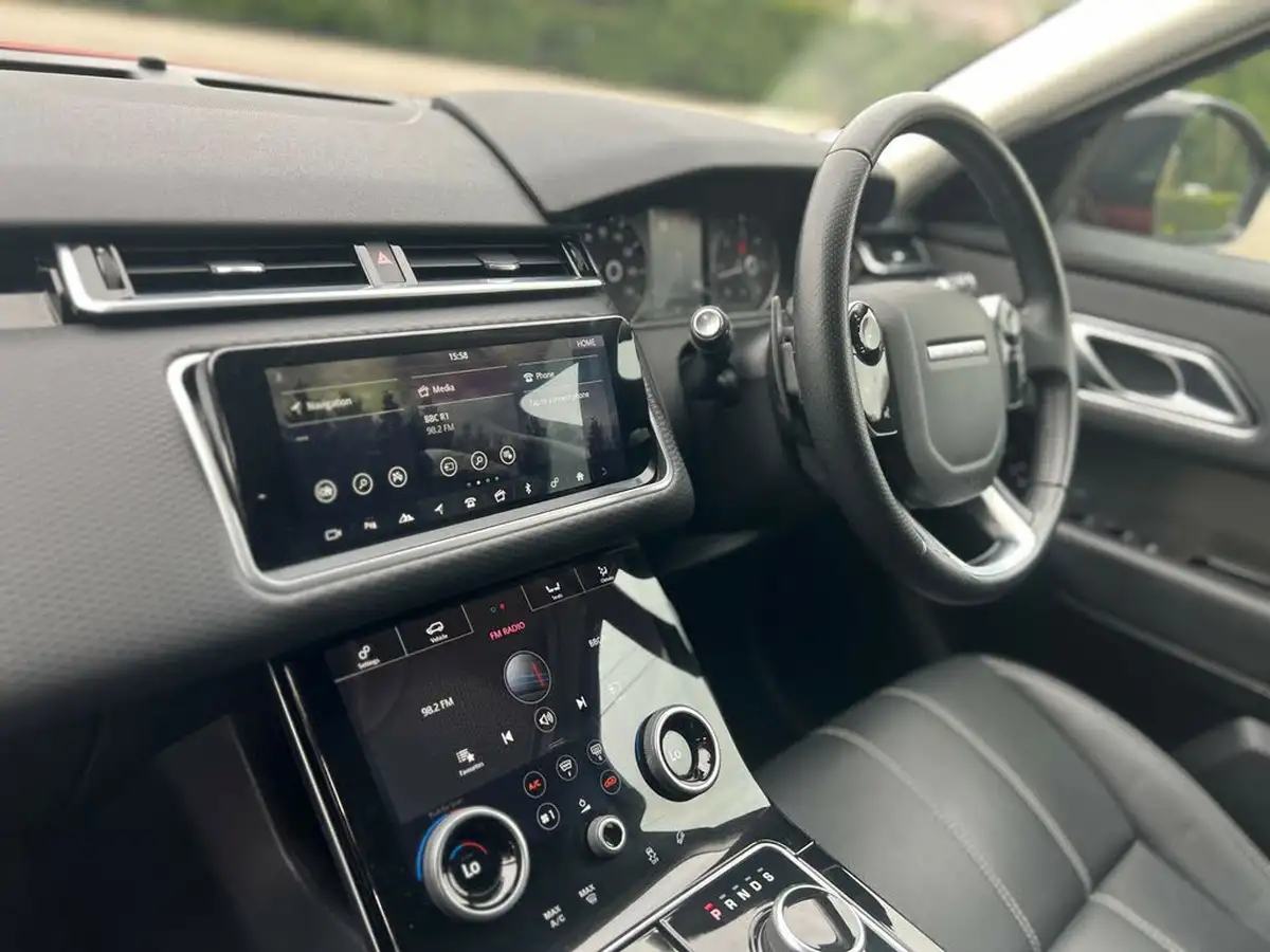 2020-land-rover-range-rover-velar-20-d240-s-big-34