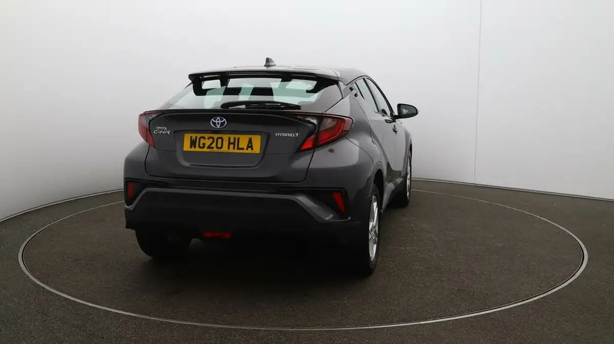 2020-toyota-c-hr-18-vvt-i-icon-parking-pack-big-55