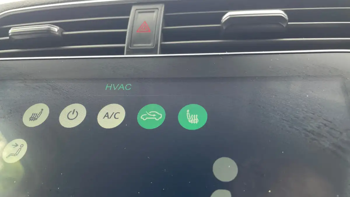 2024-mg-zs-suv-10t-gdi-exclusive-big-29