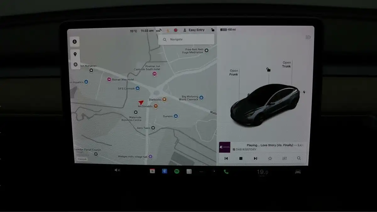 2021-tesla-model-3-e-long-range-awd-big-10