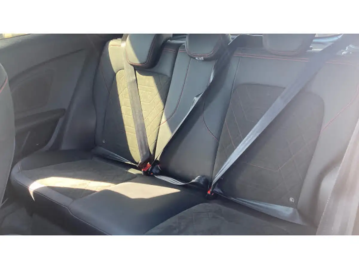 2022-ford-fiesta-10t-st-line-vignale-155ps-hybrid-mhev-3d-big-14