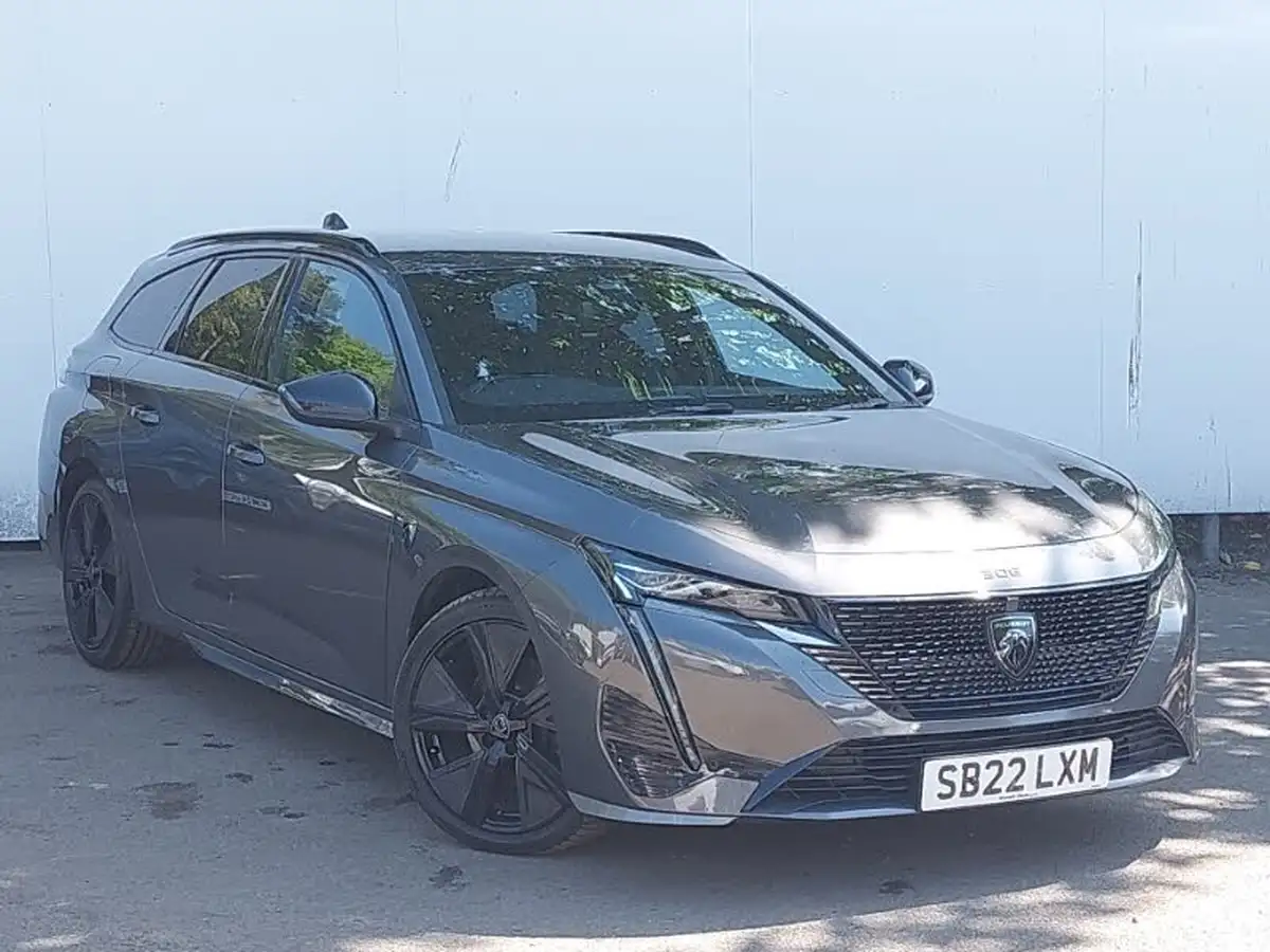 2022-peugeot-308-sw-12-puretech-gt-station-wagon-big-0
