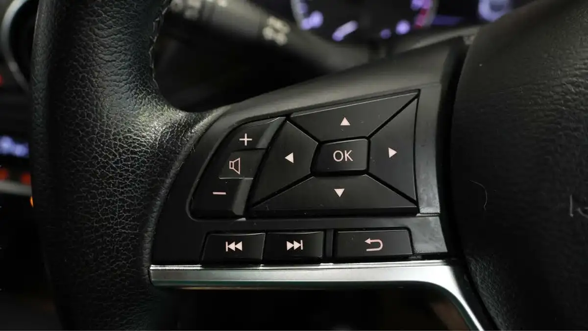 2022-nissan-juke-10-dig-t-n-connecta-big-21